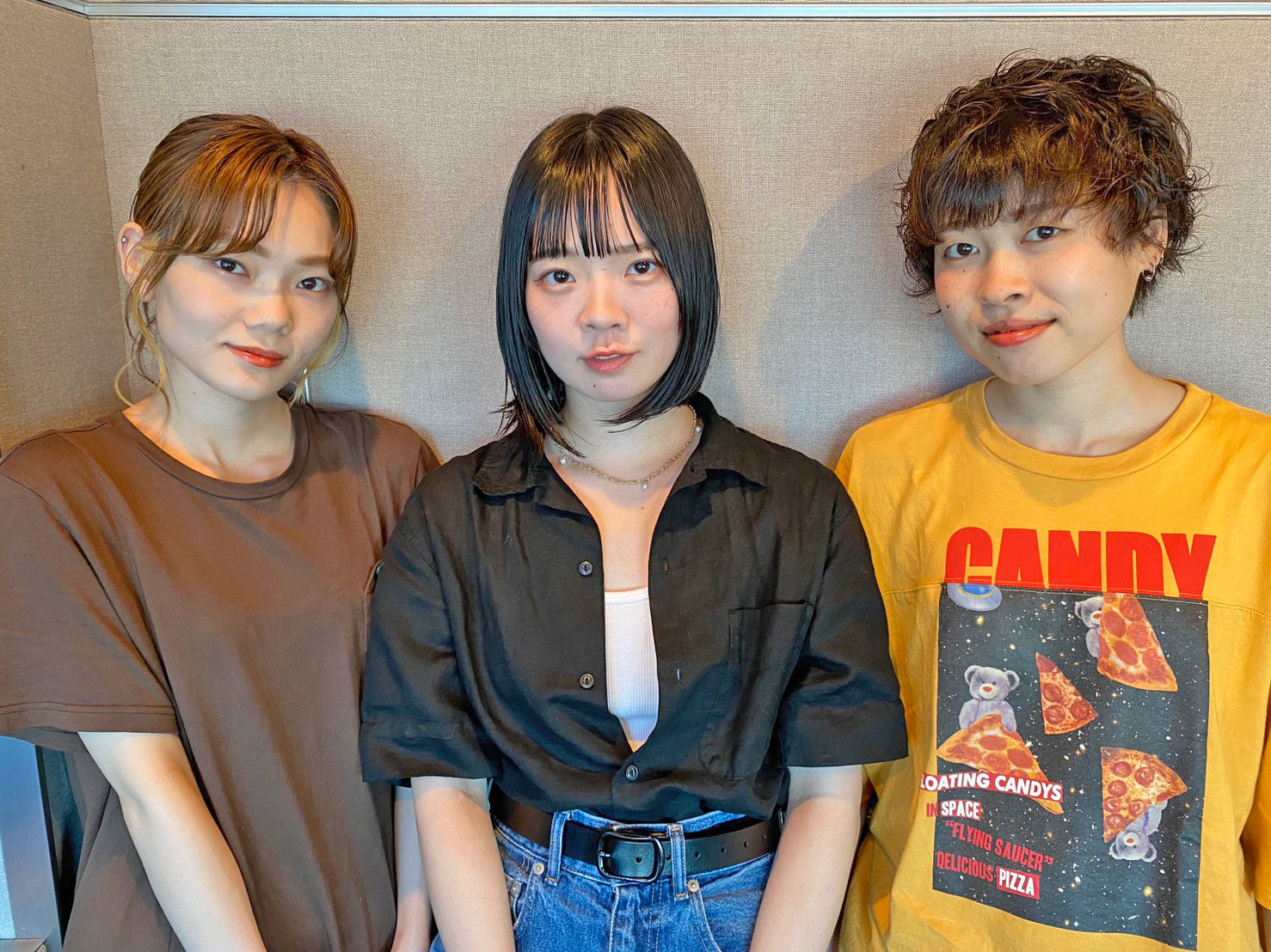 https://www.j-wave.co.jp/blog/spark/images/0824_SHISHAMO.jpg