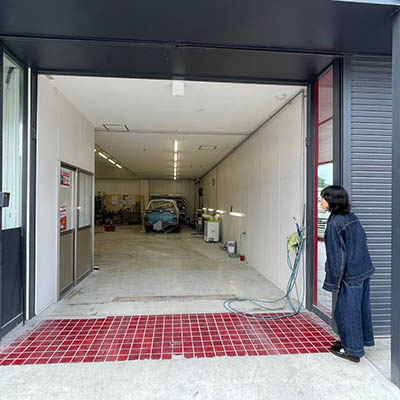 写真：池内自動車 藤沢店