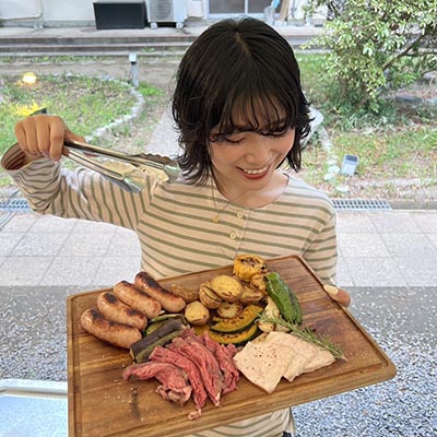 写真：かわにしなつ