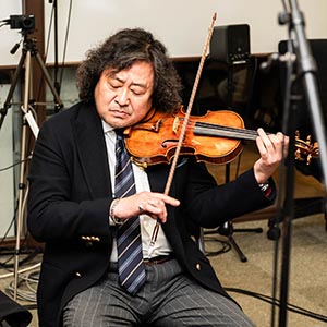 写真：葉加瀬太郎