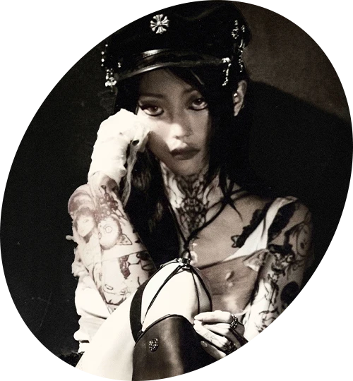 yeule（シンガポール）