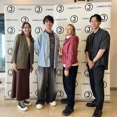 写真：AI、岸田勇気