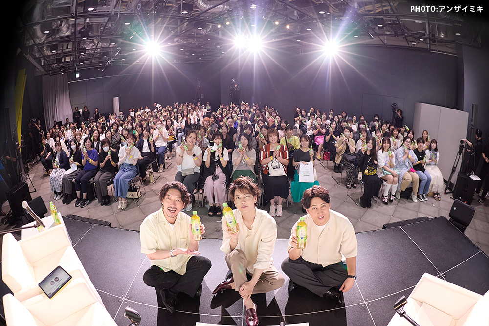 会場での記念写真