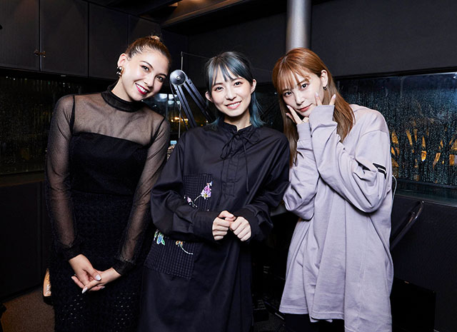 Photo: SCANDAL × 長谷川ミラ