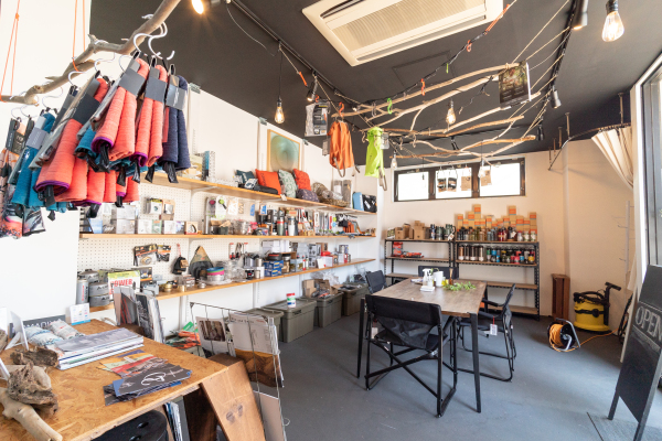 ワンダーランドファクトリー　[休憩] ワンダーランドファクトリー [休憩] チューリッヒ：グリュイエール城