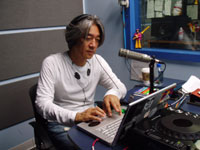 スタジオの教授