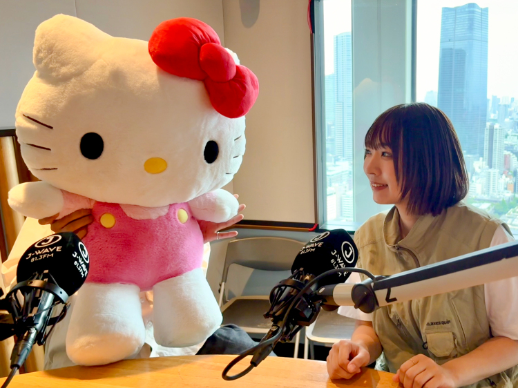 Sanrio SMILEY SMILE | MON-THU 21:30 - 22:00 | J-WAVE 81.3 FM