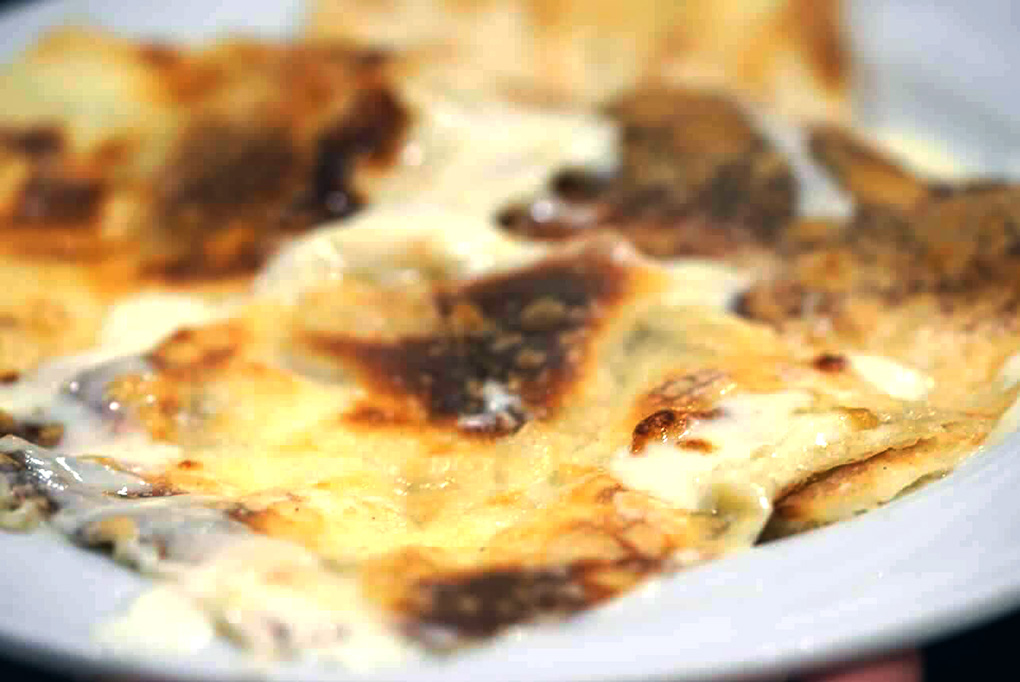 イタリア ジェノヴァ小さな村 レッコ の名物料理 フォカッチャ ディ レッコ J Wave 81 3 Fm Jk Radio Tokyo United イタリア ジェノヴァ小さな村 レッコ の名物料理 フォカッチャ ディ レッコ J Wave 81 3 Fm Jk Radio Tokyo United