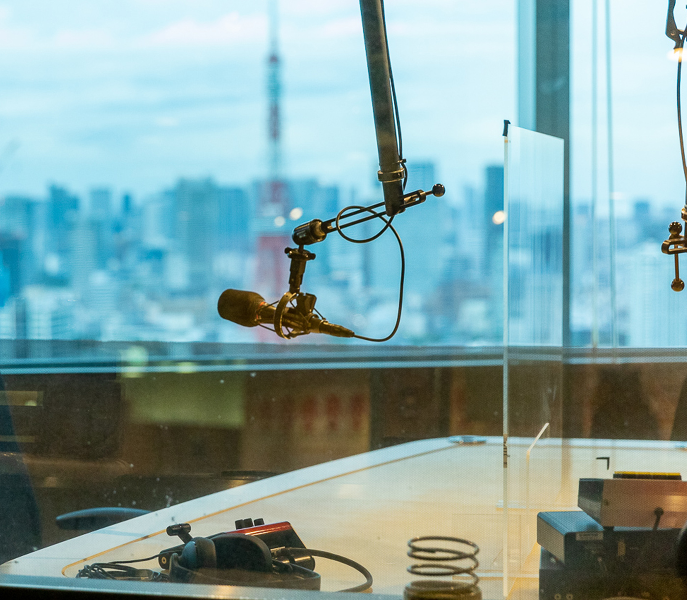 The INTRO by J-WAVE Navigators