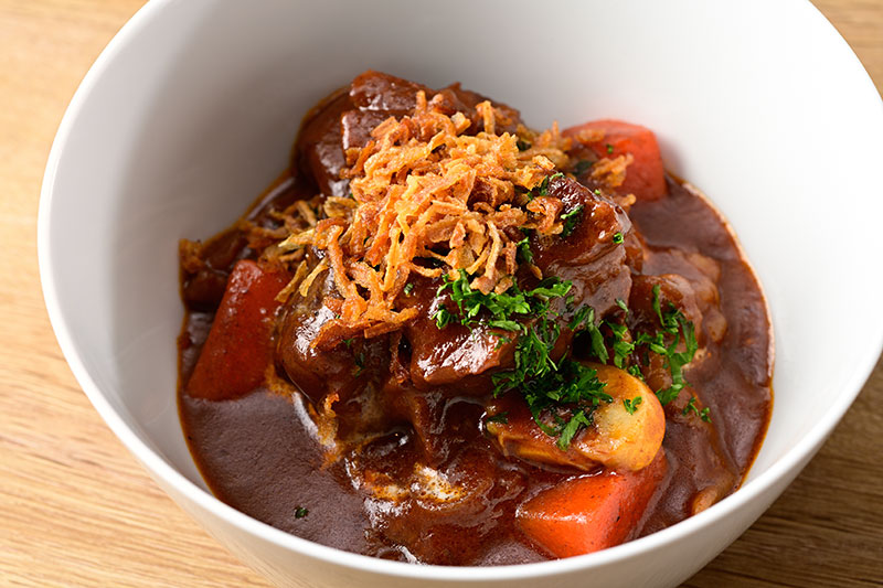 仔虎特選牛タンシチュー